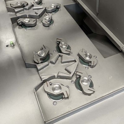 鸡爪去趾机 凤爪去尖去指甲机 商用不锈钢鸡爪加工机械图3