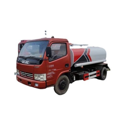 东风多利卡5立方洒水车价格园林绿化洒水车 工地洒水车降尘洒水车